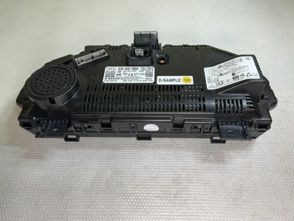 OEM Cocpite Audi Q3 VIRTUAL INSTRUMENT CLUSTER  Combiné 83A920790A 0263753018