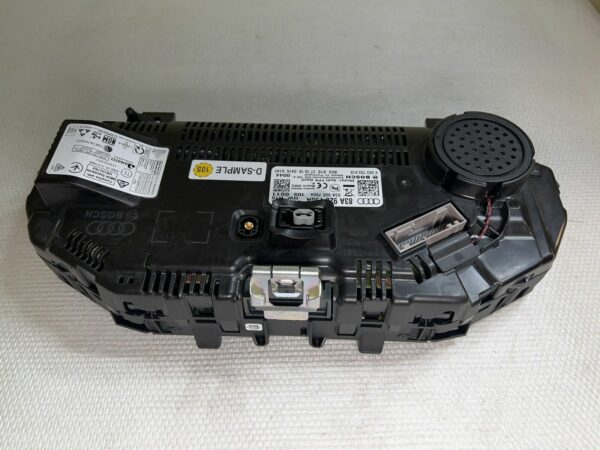 OEM Cocpite Audi Q3 VIRTUAL INSTRUMENT CLUSTER  Combiné 83A920790A 0263753018