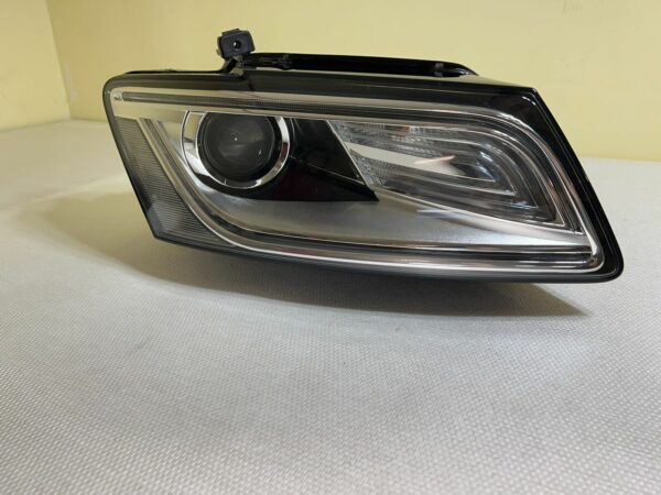 OEM Phare droite Audi Q5 8R Facelift Passenger Side Xenon Headlight 8R0941006C