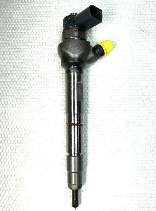 injecteur Bosch 04L130277AD 0445110473 B Vw Audi 1.6tdi OEM Occasion 89.000km