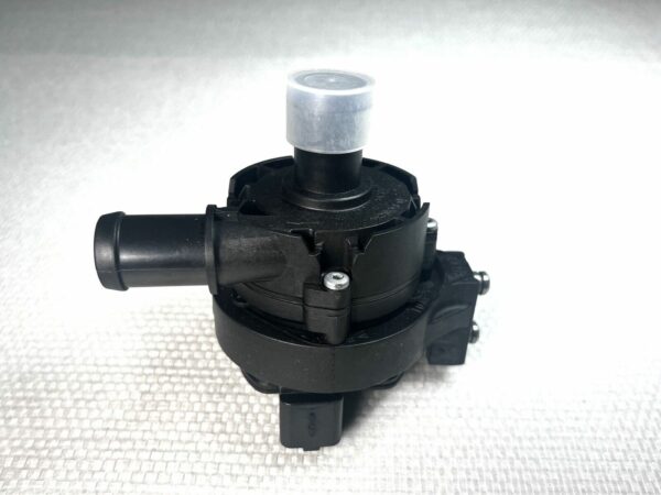 0392023219 925164GA0A Renault Master Trafic Pompe à eau Auxiliary Water Pump OEM