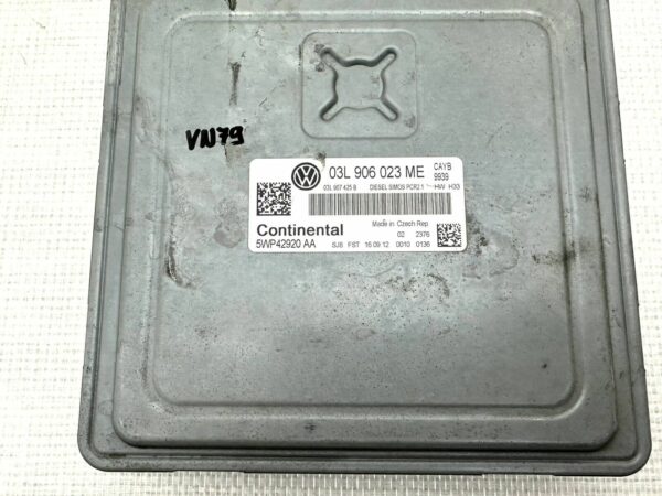 03L906023ME ECU CALCULATEUR MOTEUR VW POLO 1.6 TDi 5WP42920 AA H13 SIMOS PCR2.1