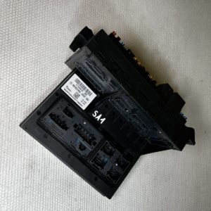 2115456101 Boite a fusibles relais,front sam relay box Mercedes w219 Cls W211