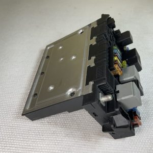 2115456101 Boite a fusibles relais,front sam relay box Mercedes w219 Cls W211