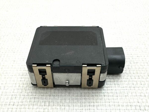 3Q0907550C Radar Sensor ACC Capteur distance régime Vw Golf 7 Audi A3 0203303810