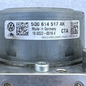 5Q0614517AK 5Q0907379AE Block Pompe Calculateur ABS ESP VW Golf 7 GTE 1.4 Hybrid