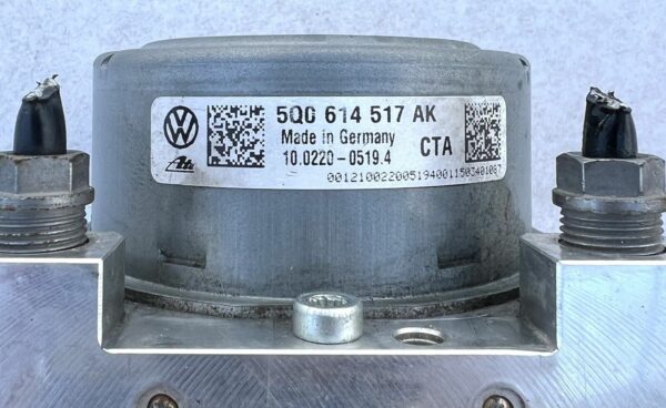 5Q0614517AK 5Q0907379AE Block Pompe Calculateur ABS ESP VW Golf 7 GTE 1.4 Hybrid