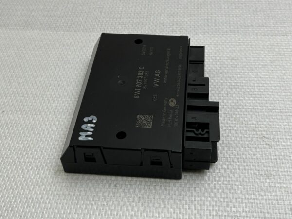 8W1907383C Audi A4 S4 A5 Q5 SQ5 Module attelage unité de commande Remorque Neuf