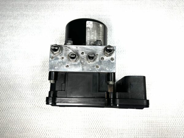 Block Pompe Calculateur ABS ESP VW Scirocco Golf6 Touran 1K0907379BL 1K0614517DP