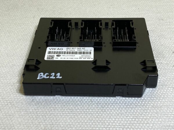 Calculateur habitacle 8X0907063AE Audi A1  BC-Module S0821/H113/AB 5DK009658-34