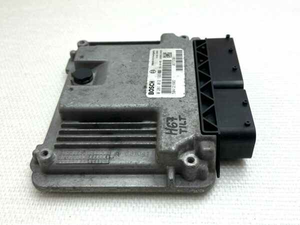 ECU 0281012193 504121602 UNITE COMMANDE MOTEUR DIESEL IVECO DAILY 2.3 Hpi