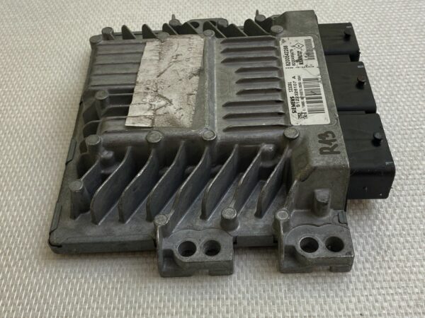 ECU CALCULATEUR SID301 S122326107 A 8200542288 8200495479 RENAULT Megan 1,5dci