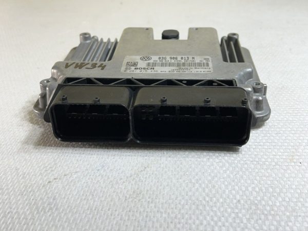 ECU Calculateur moteur SEAT IBIZA 6J 1.9tdi EDC17U01 03G906013N 0281015436