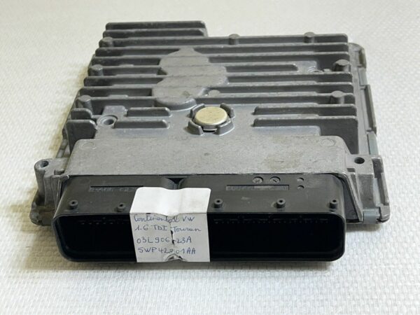 ECU Calculateur moteur VW Touran 1.6TDI CAYB SIMOS PCR2.1 03L906023A 5WP42801AA