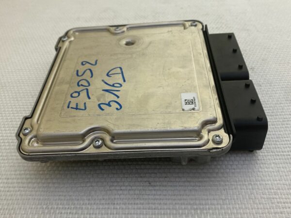 ECU DDE8512043 ECM 0281017517 316D 318D E90 E91 E81 E86 BMW EDC17C50 Calculateur