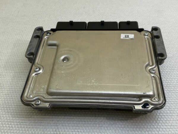 ECU Nissan Qashqai 1.6 DCI Calculateur moteur 23710 HX49C 0281033886 54 Bosch