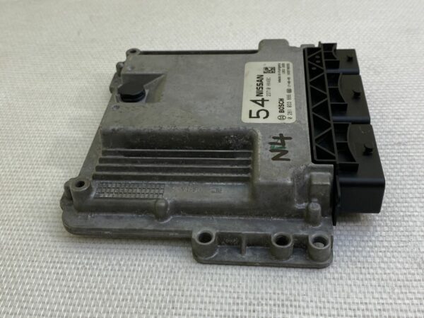 ECU Nissan Qashqai 1.6 DCI Calculateur moteur 23710 HX49C 0281033886 54 Bosch