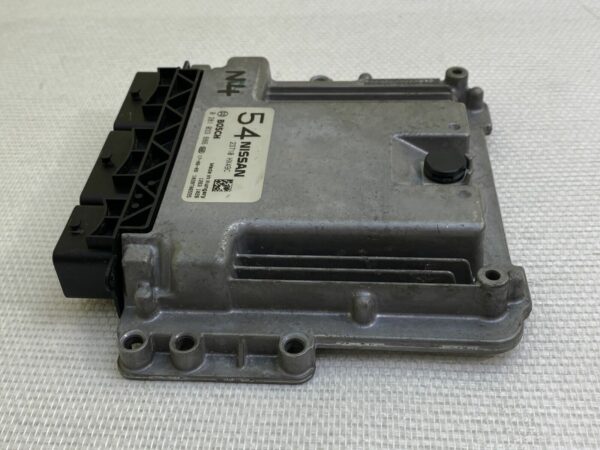 ECU Nissan Qashqai 1.6 DCI Calculateur moteur 23710 HX49C 0281033886 54 Bosch