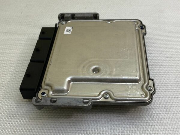 ECU Nissan Qashqai 1.6 DCI Calculateur moteur 23710 HX49C 0281033886 54 Bosch