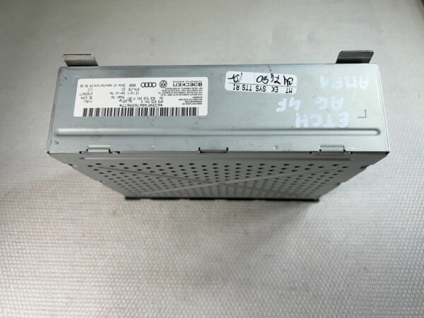 MODULE DISPOSITIF RECEPTEUR Autoradio 4F0035541H 4E0910541M 057 K-BOX BE6394 113