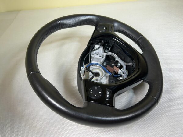 volant multifonctions Toyota Aygo mk2 II 2014-21  45100-04060 KY6263N571399 100%