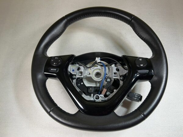 volant multifonctions Toyota Aygo mk2 II 2014-21  45100-04060 KY6263N571399 100%