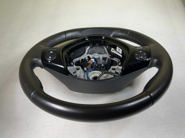 volant multifonctions Toyota Aygo mk2 II 2014-21  45100-04060 KY6263N571399 100%