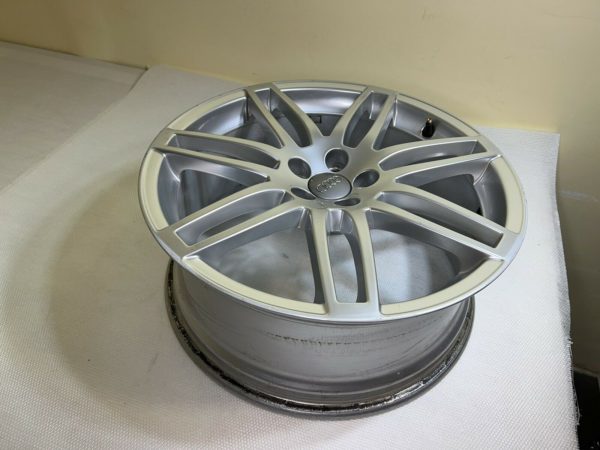 Jantes alu Audi A1 S1 R18 J7.5 ET39,5 5×100 8X0601025 L AH