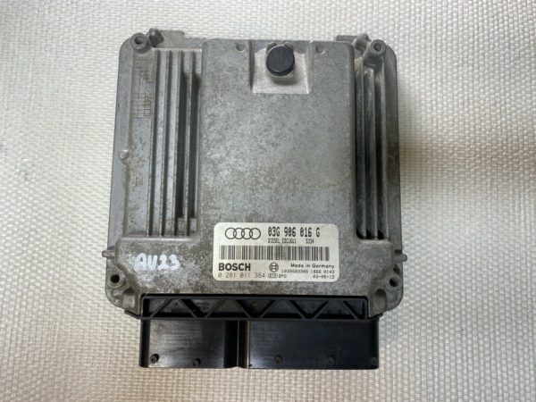 ECU Calculateur moteur Audi A3 8p 2.0 tdi 140cv 03G906116G 0281011364 EDC16U1