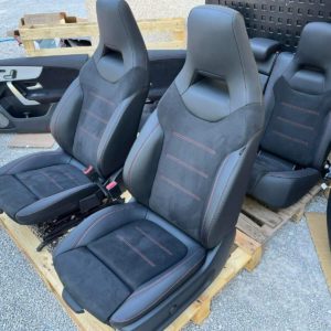 Salon complet siege banquette panneaux des porte mercedes CLA w118 amg